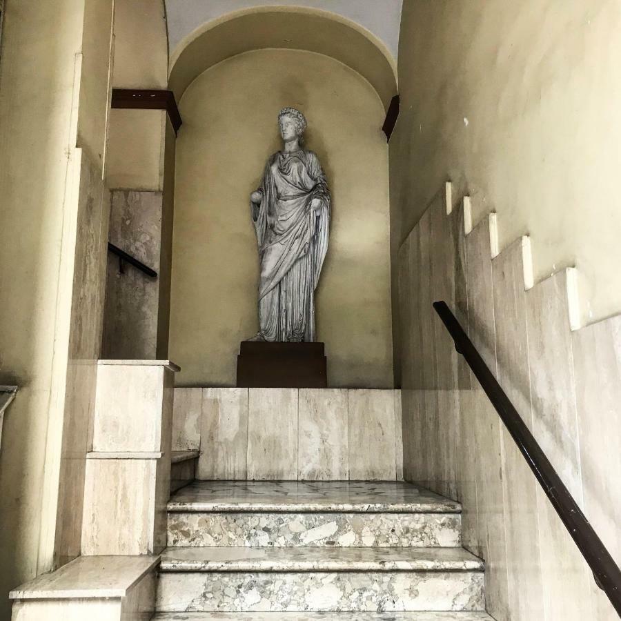 St. Teresa Museum Suites Naples Exterior photo
